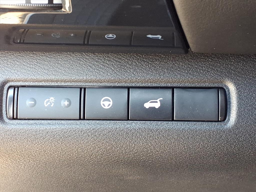 2025 Nissan Pathfinder SV 2025 Nissan Pathfinder SV