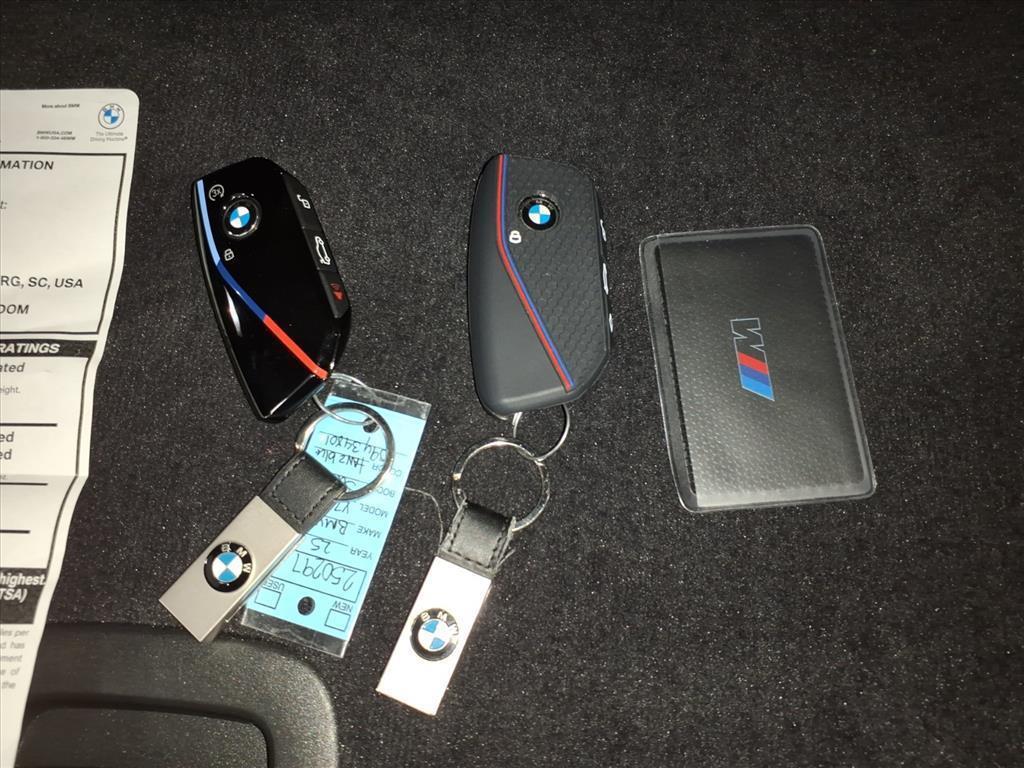 2025 BMW X7 M60i 2025 BMW X7 M60i