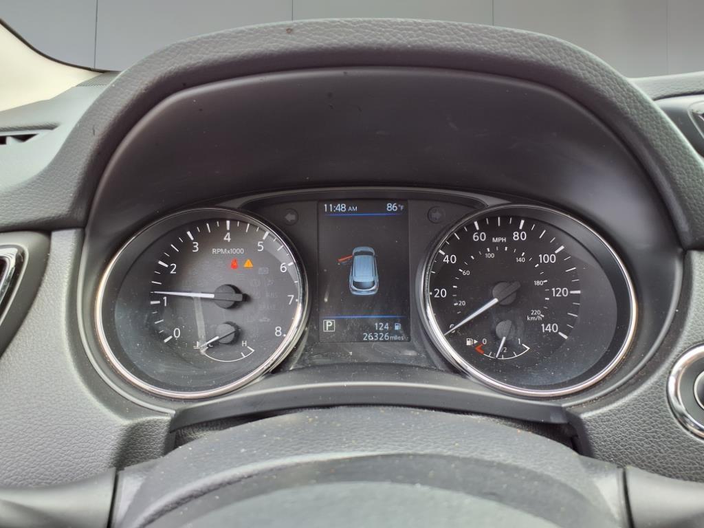 2022 Nissan Rogue Sport SV