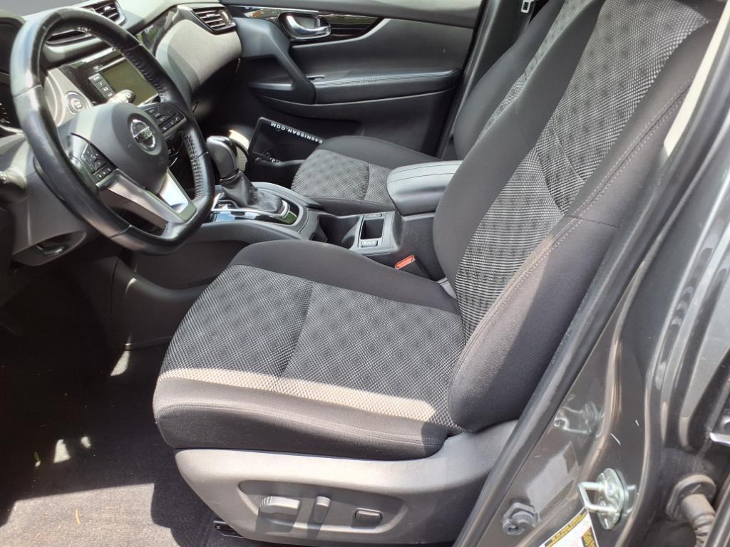 2021 Nissan Rogue Sport SV