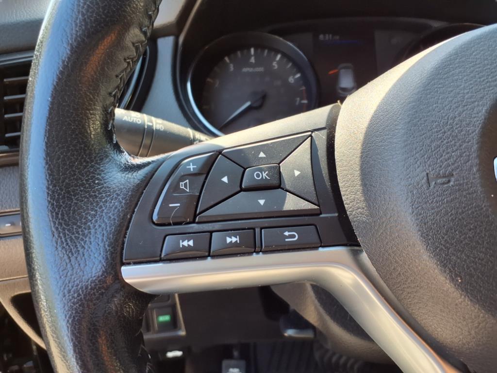 2022 Nissan Rogue Sport SV