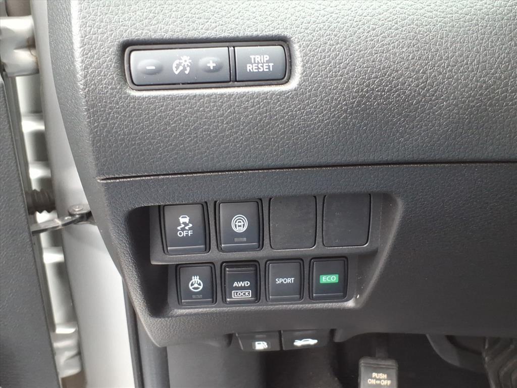 2022 Nissan Rogue Sport SV