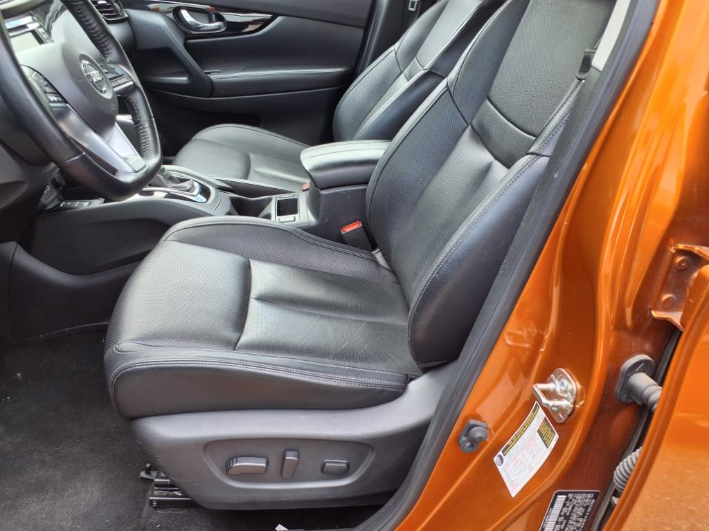 2022 Nissan Rogue Sport SL