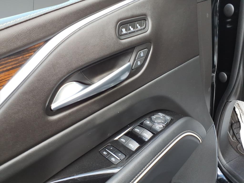 2022 Cadillac Escalade ESV Premium Luxury