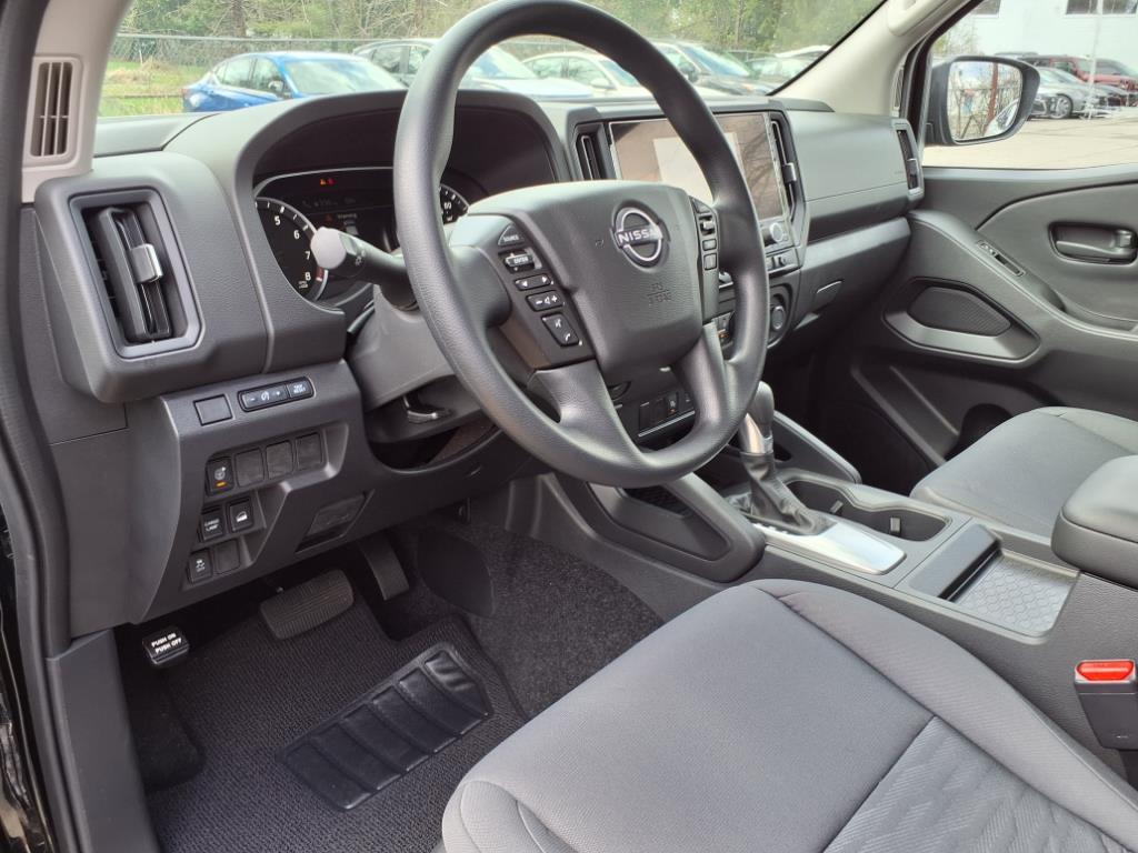 2025 Nissan Frontier S