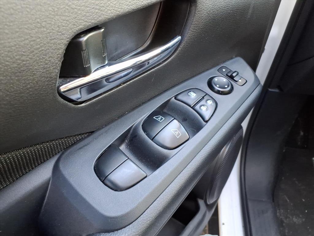 2023 Nissan Kicks SV 2023 Nissan Kicks SV