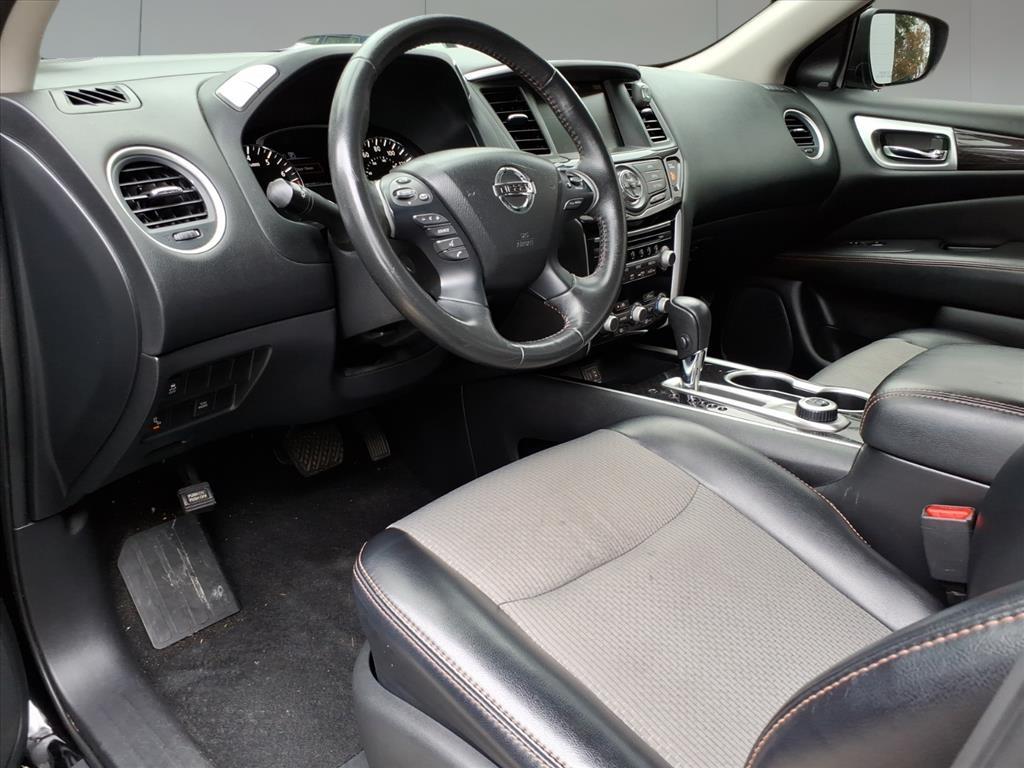 2019 Nissan Pathfinder SV 2019 Nissan Pathfinder SV