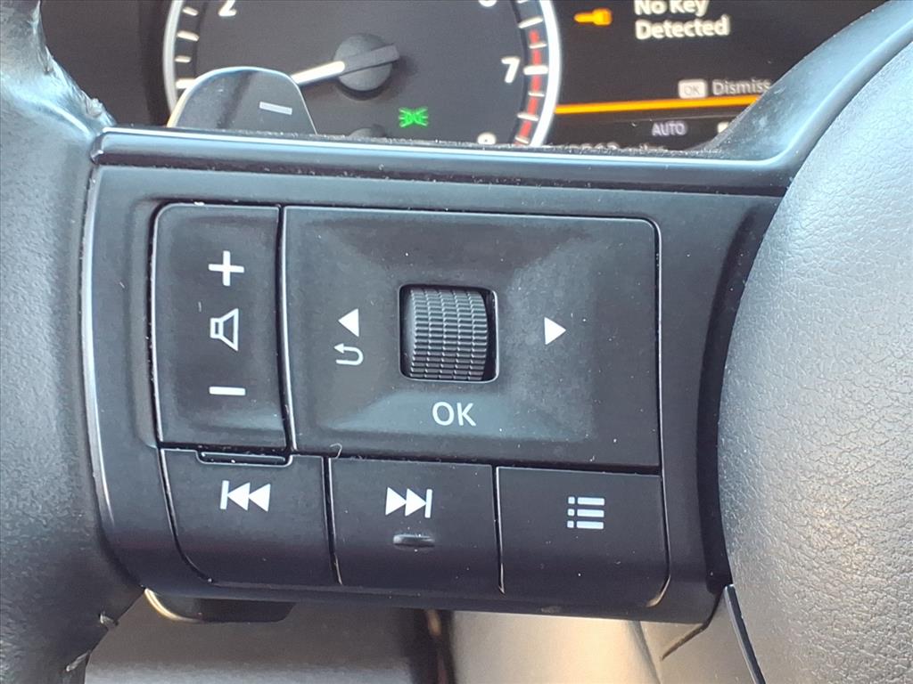 2025 Nissan Pathfinder SV 2025 Nissan Pathfinder SV