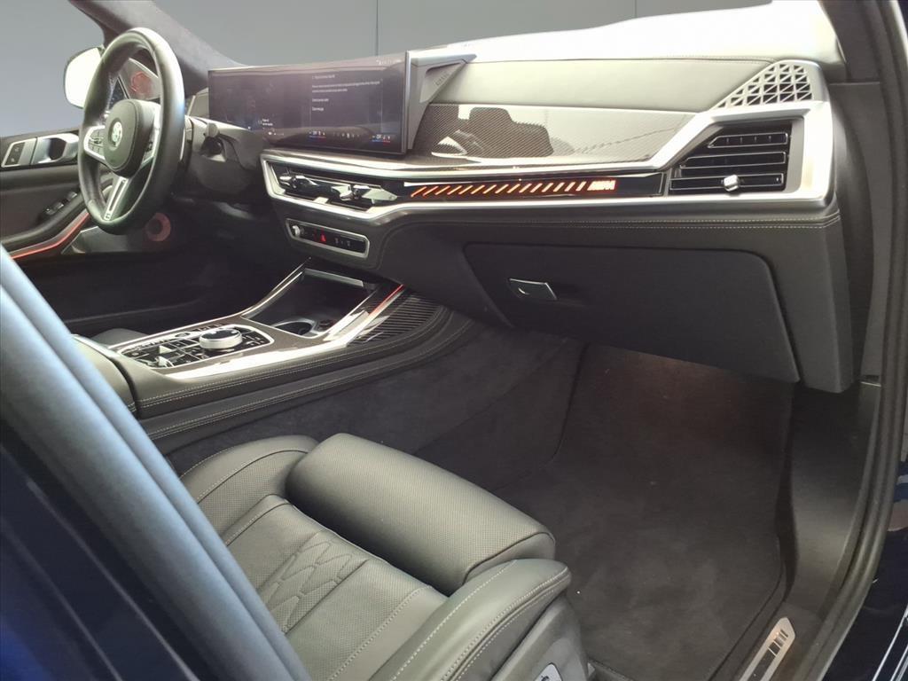 2025 BMW X7 M60i 2025 BMW X7 M60i