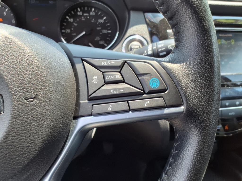 2022 Nissan Rogue Sport SV