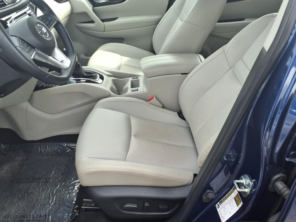 2022 Nissan Rogue Sport SL