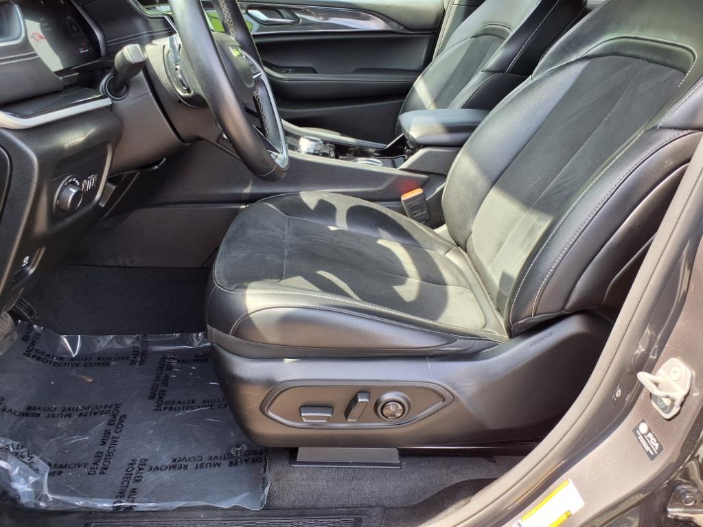 2022 Jeep Grand Cherokee L Altitude