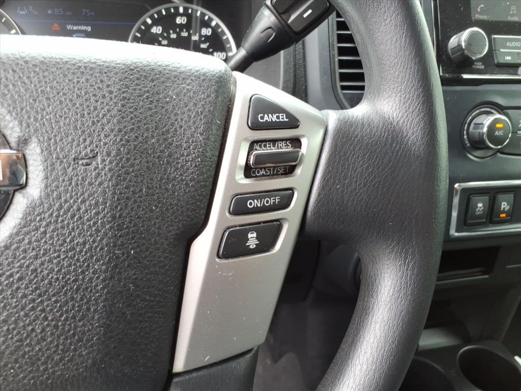 2022 Nissan Titan SV