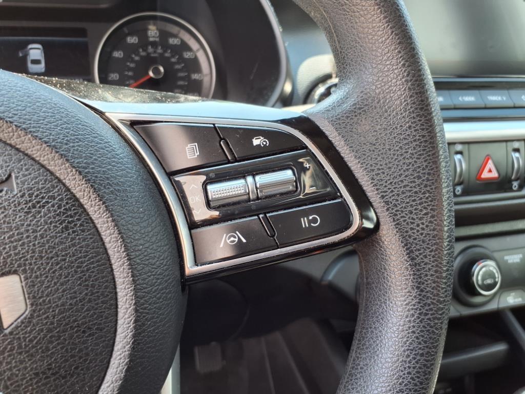 2022 Kia Forte FE