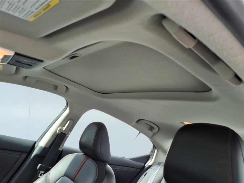 2021 Nissan Sentra SR 2021 Nissan Sentra SR