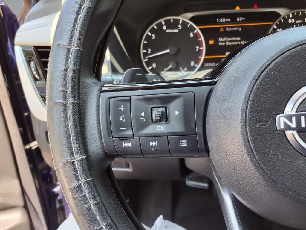 2022 Nissan Rogue SV