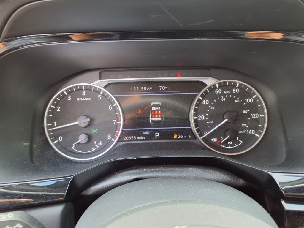 2024 Nissan Pathfinder SV