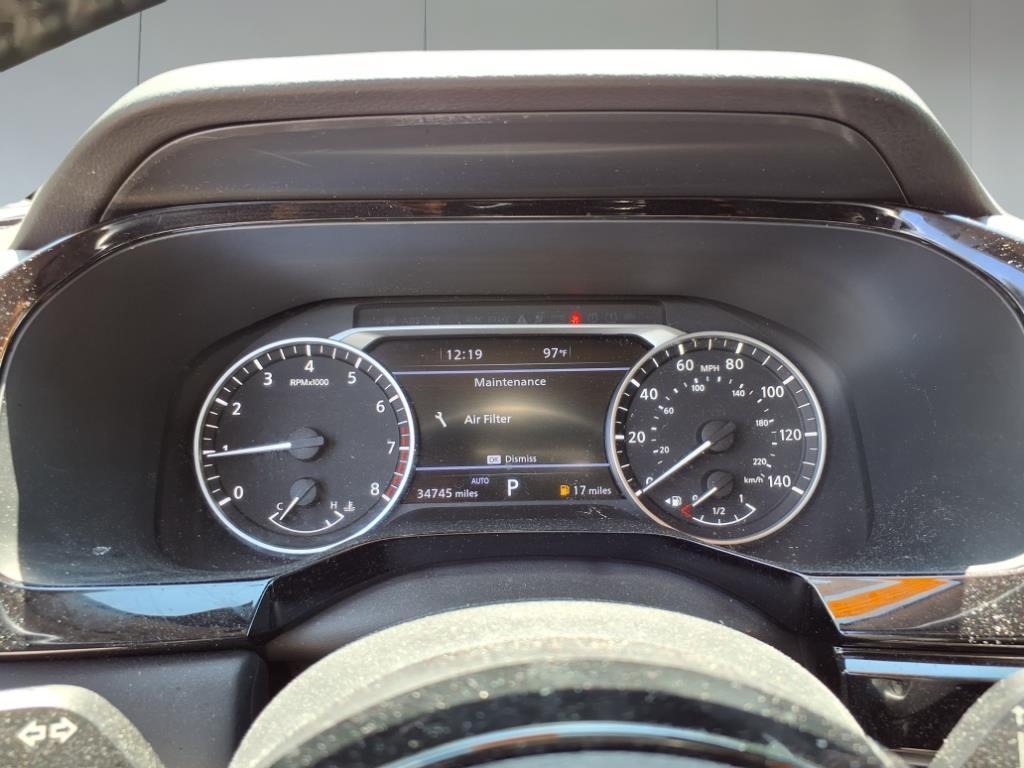 2022 Nissan Pathfinder SL
