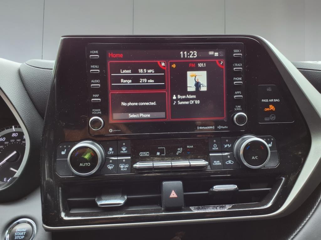 2022 Toyota Highlander XLE