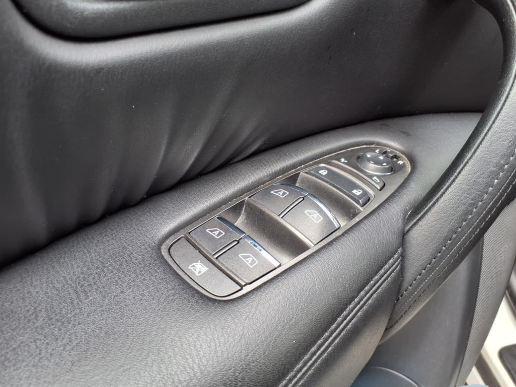 2023 Nissan Armada SV