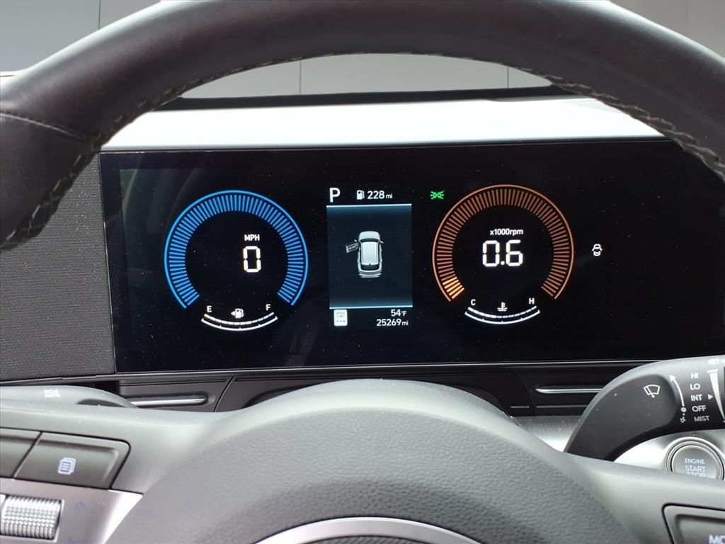 2025 Hyundai KONA SEL