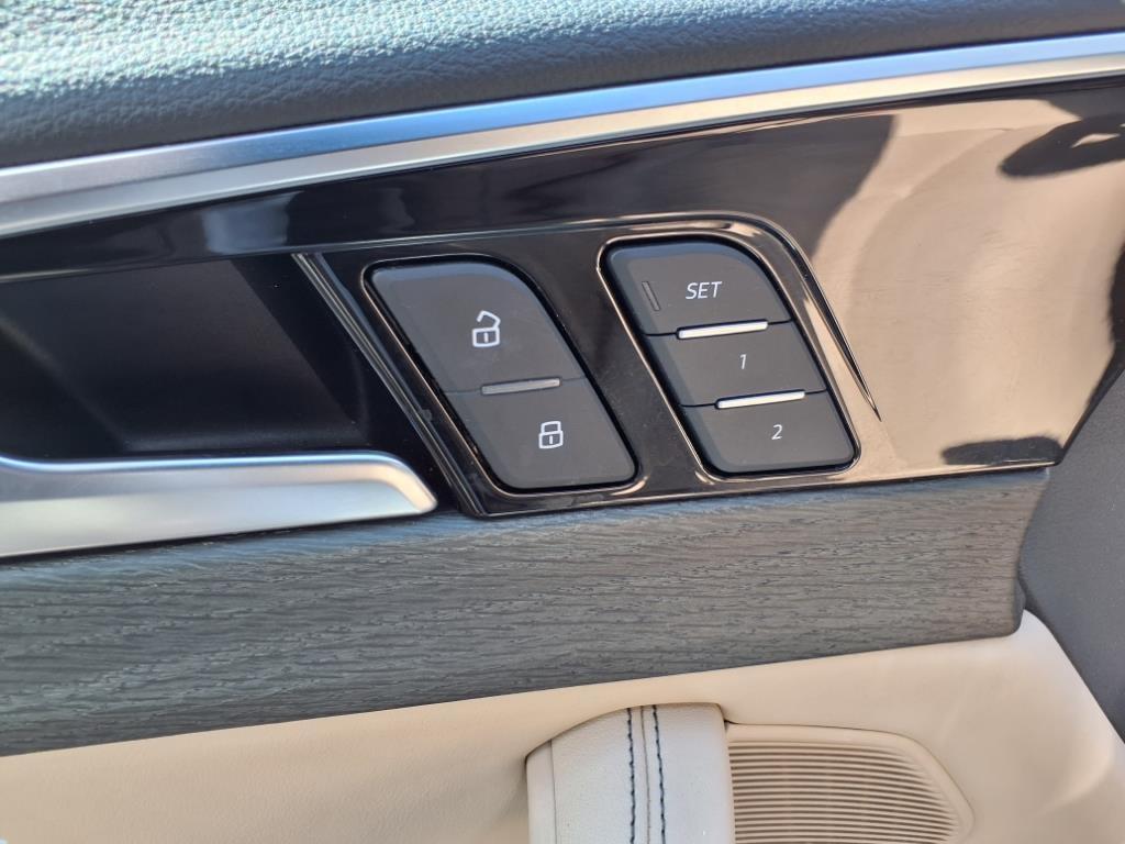 2023 Audi A4 quattro S line Prem Plus 45 TFSI
