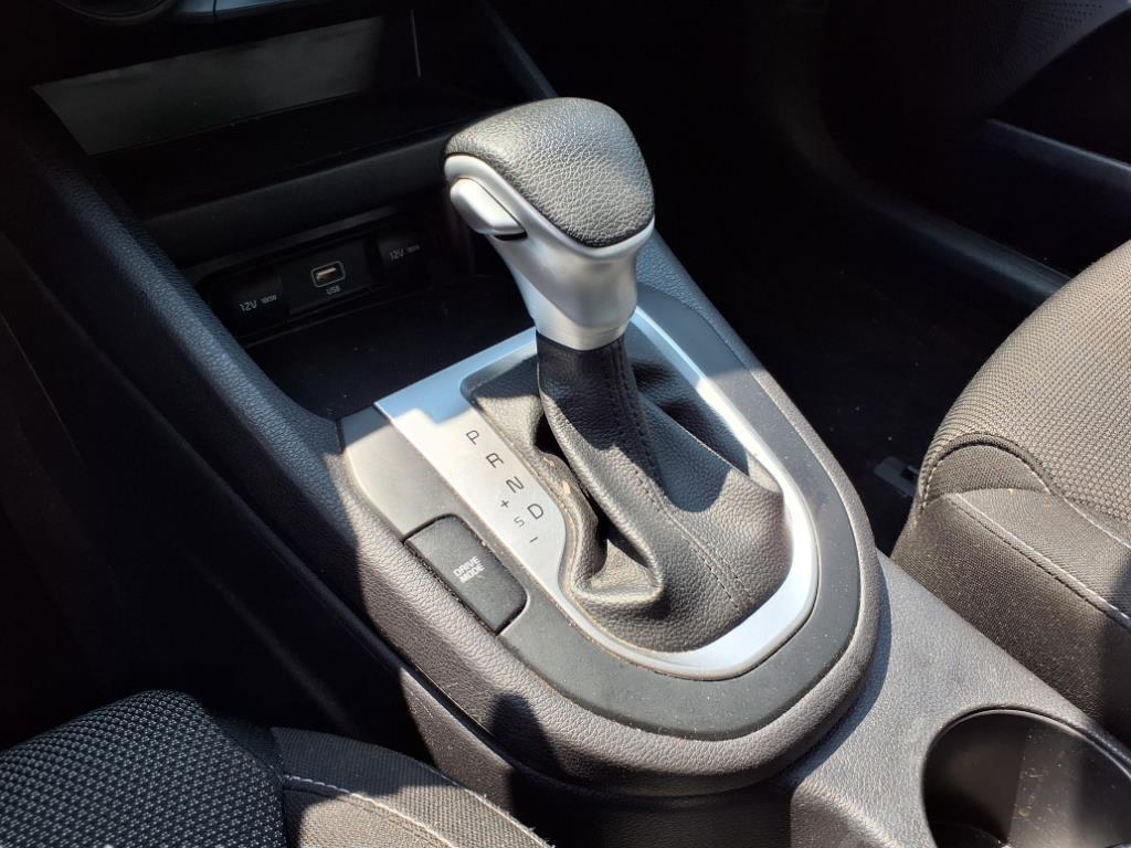 2022 Kia Forte FE