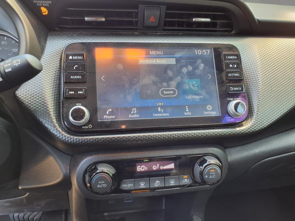 2022 Nissan Kicks SV