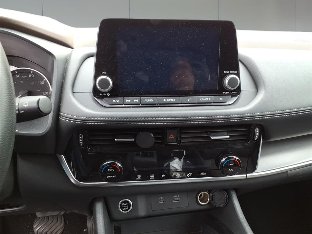 2022 Nissan Rogue SV 2022 Nissan Rogue SV