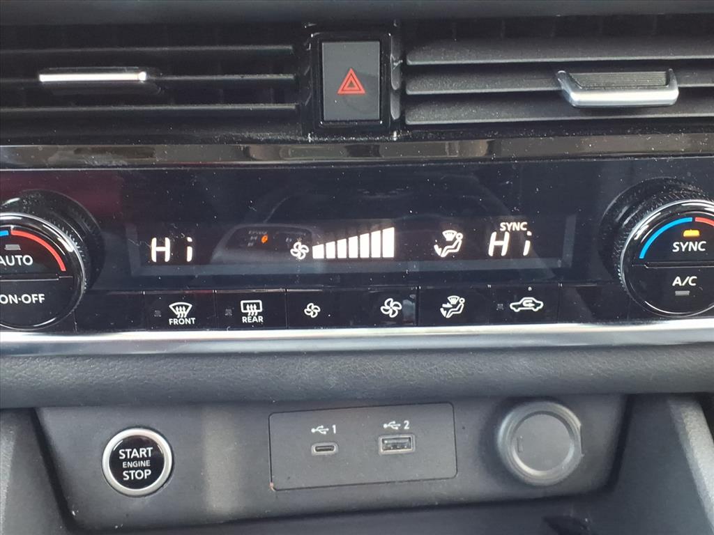 2022 Nissan Rogue SV