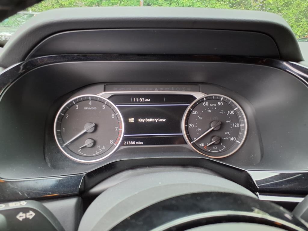 2022 Nissan Pathfinder SV