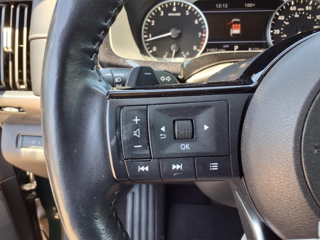 2023 Nissan Pathfinder SL