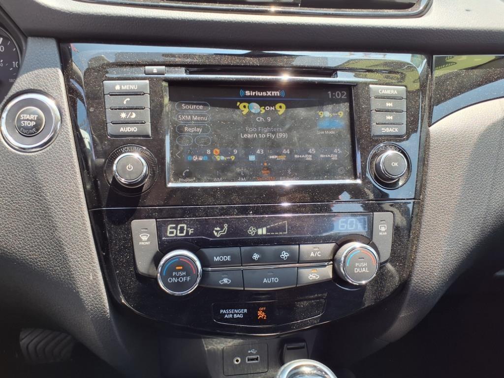 2022 Nissan Rogue Sport SV