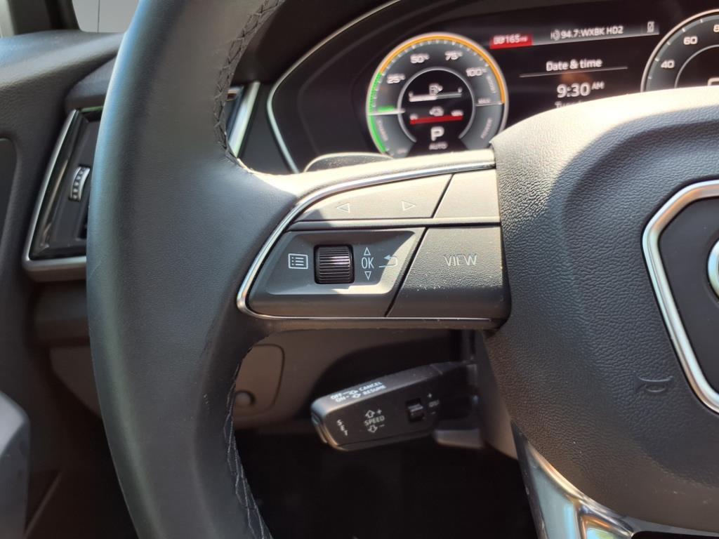2023 Audi Q5 e quattro S line Premium 55 TFSI