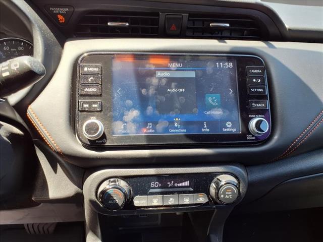 2022 Nissan Kicks SR