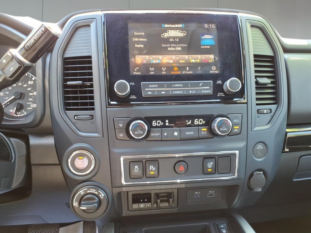 2024 Nissan Titan SV