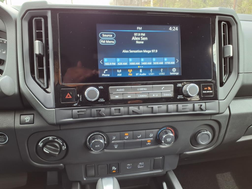 2025 Nissan Frontier S