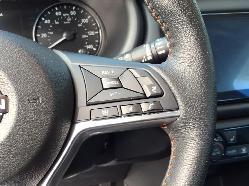 2024 Nissan Kicks SR 2024 Nissan Kicks SR