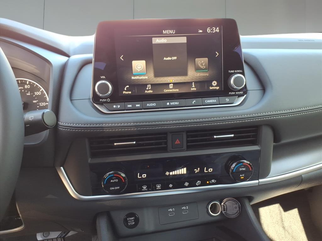 2026 Nissan Rogue SV 2026 Nissan Rogue SV