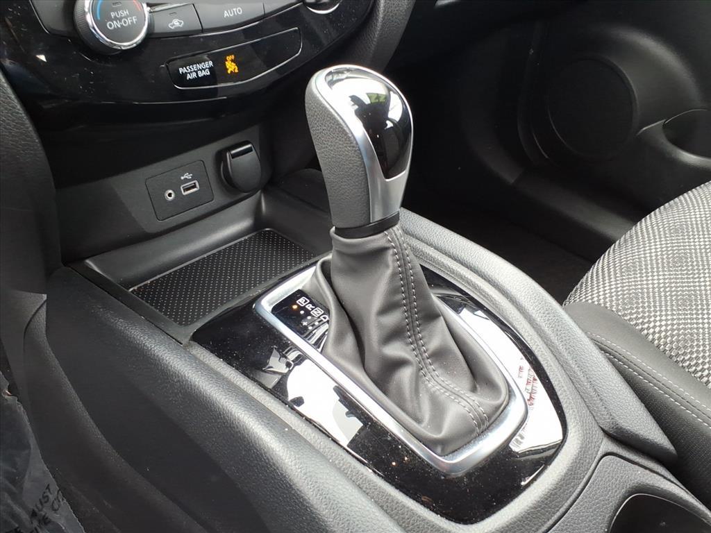 2022 Nissan Rogue Sport SV 2022 Nissan Rogue Sport SV