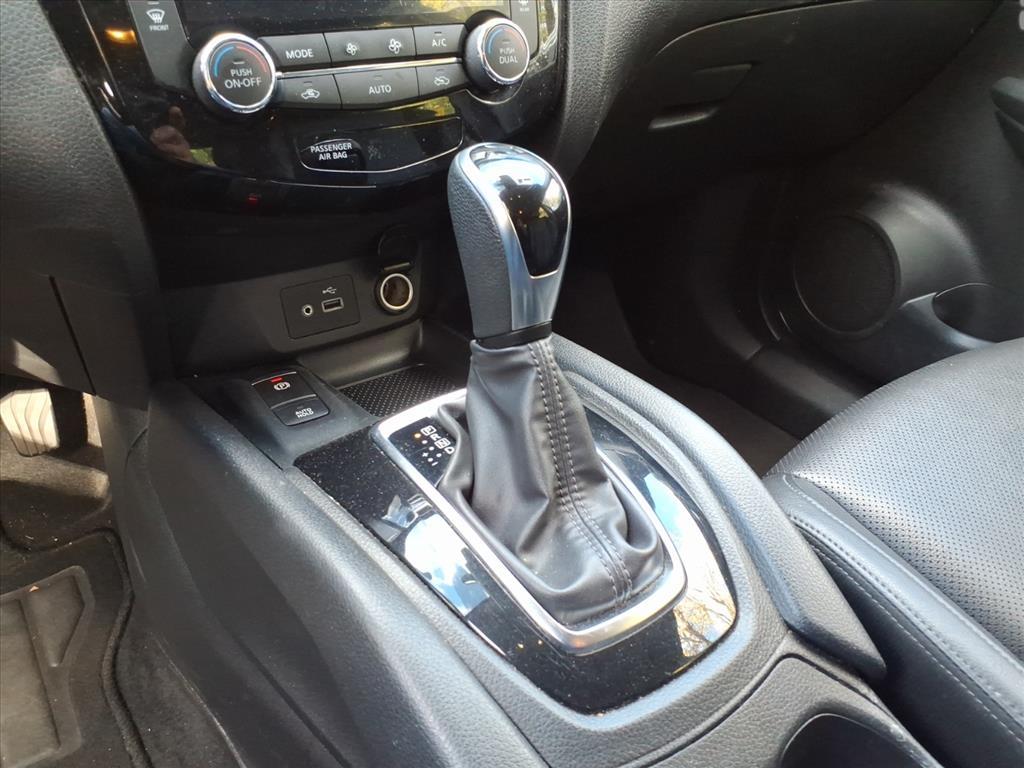 2022 Nissan Rogue Sport SL