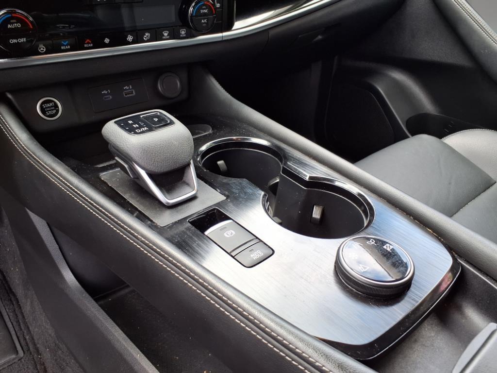 2022 Nissan Rogue SL