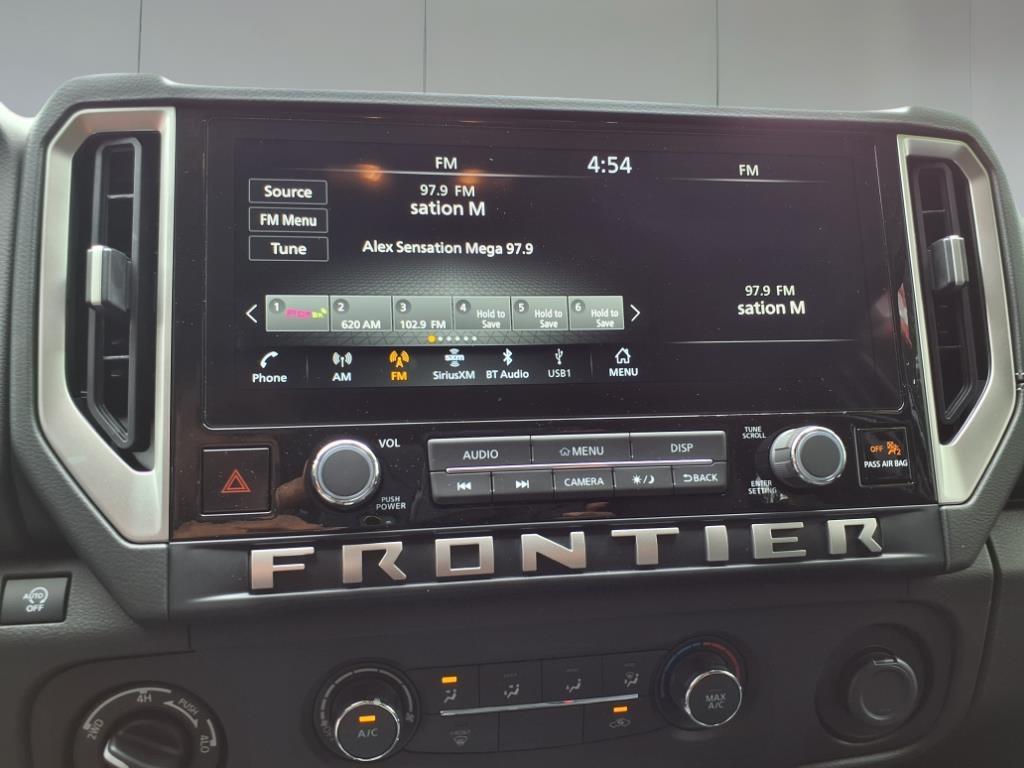 2025 Nissan Frontier SV