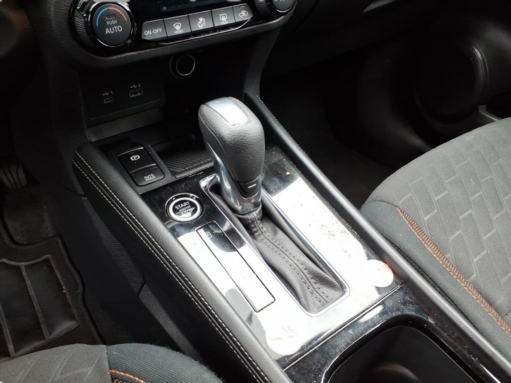 2024 Nissan Kicks SR 2024 Nissan Kicks SR