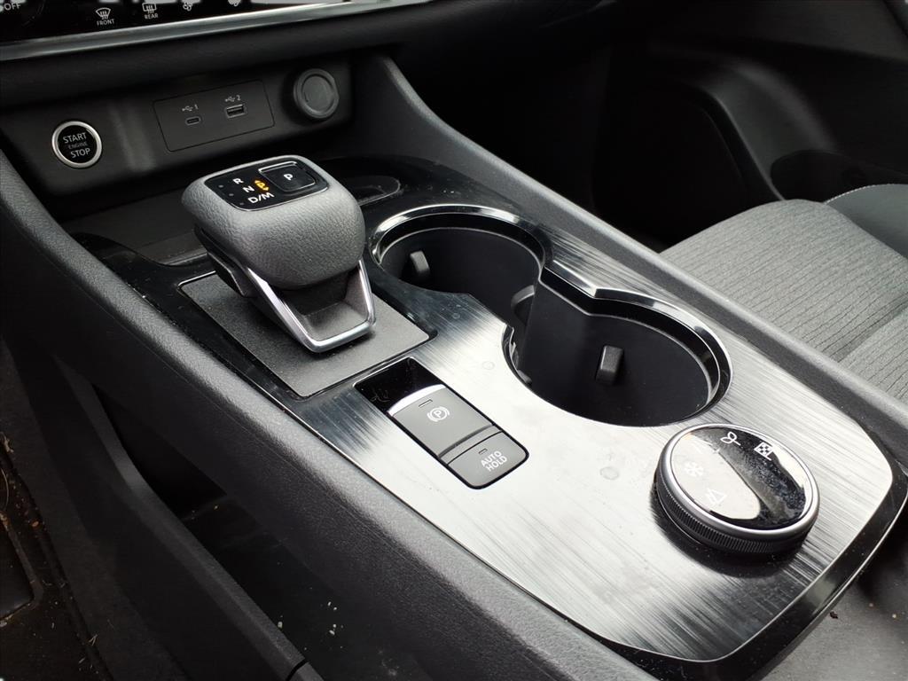 2022 Nissan Rogue SV 2022 Nissan Rogue SV