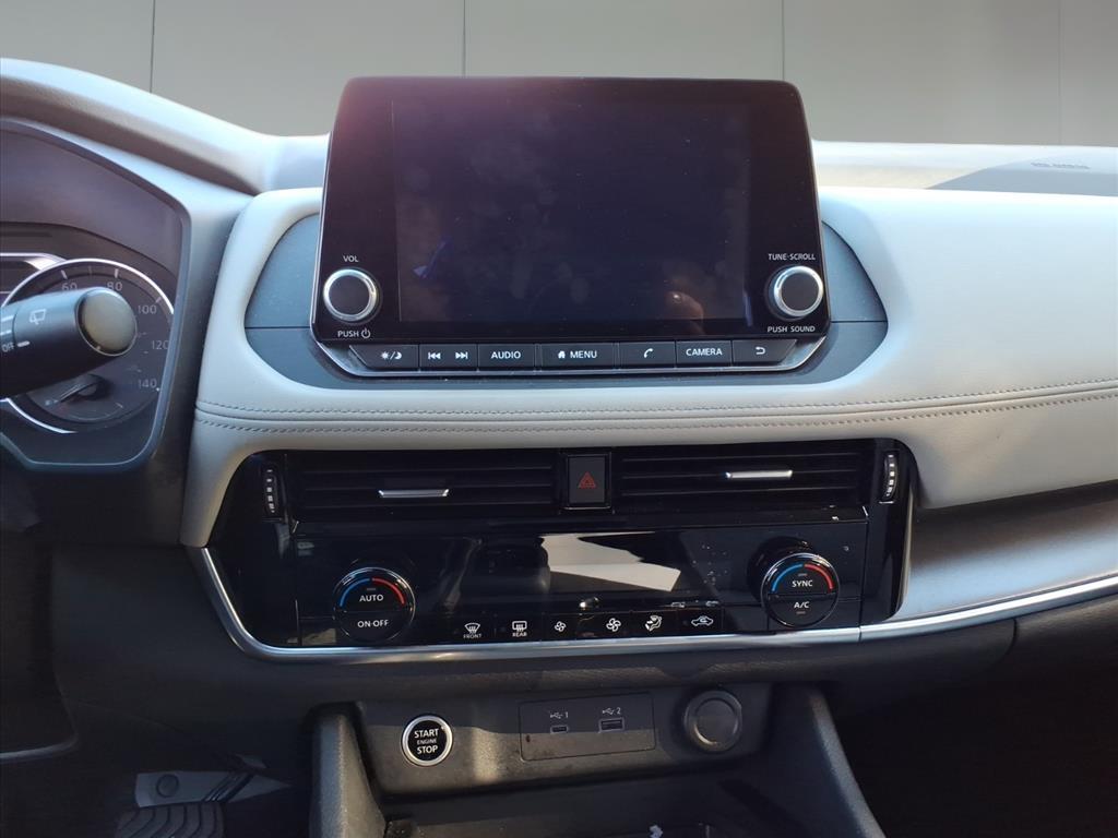 2022 Nissan Rogue SV 2022 Nissan Rogue SV