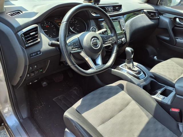 2022 Nissan Rogue Sport SV