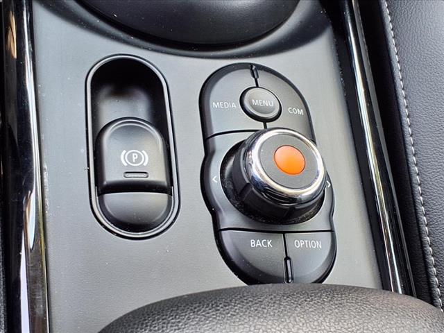 2022 MINI Clubman Cooper S ALL4