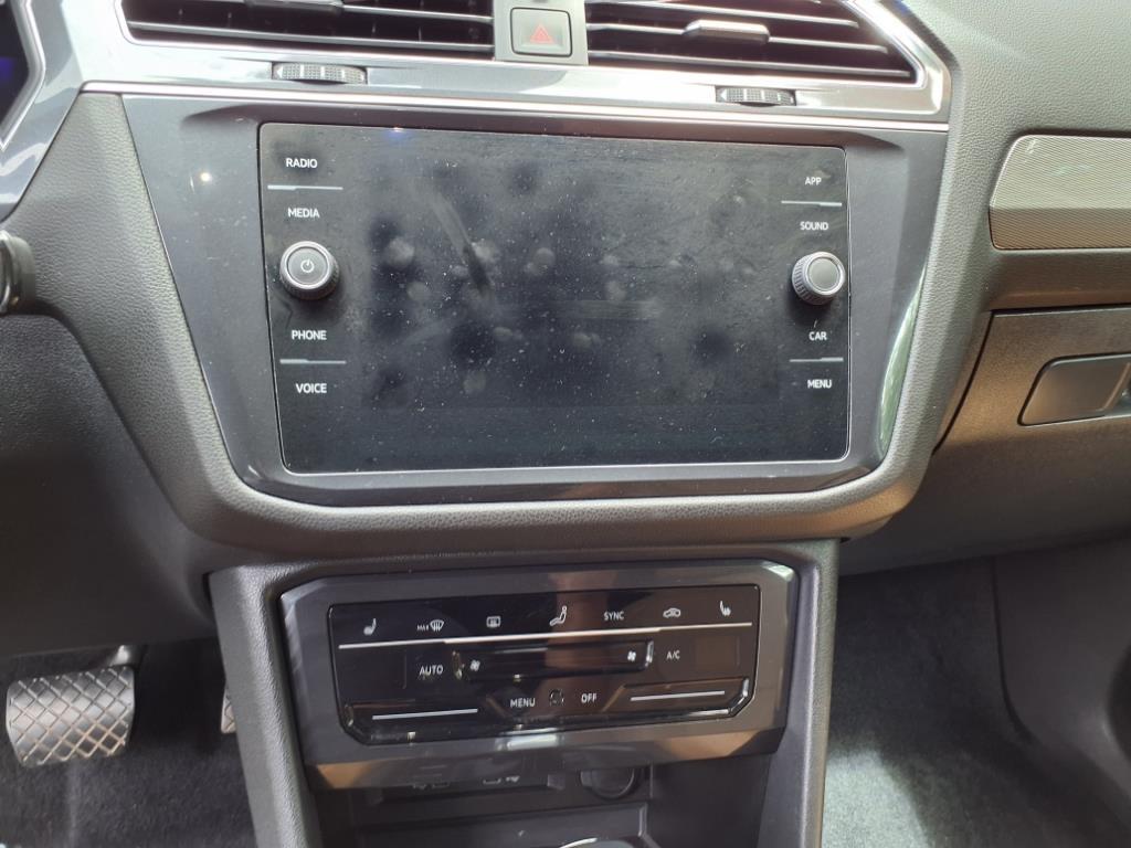 2022 Volkswagen Tiguan SE 4Motion 2022 Volkswagen Tiguan SE 4Motion