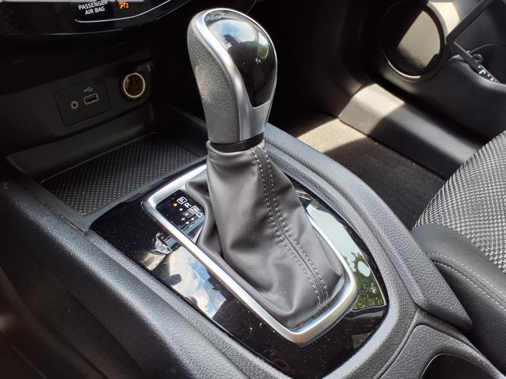 2021 Nissan Rogue Sport SV